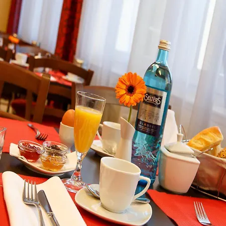 Energiehotel West מלון 3*