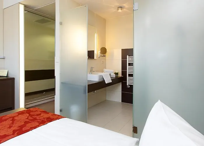 酒店 Energiehotel West 3*