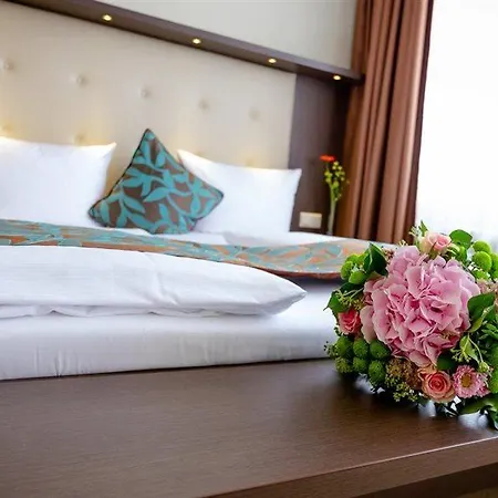 Energiehotel West 3*