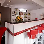 ホテル Energiehotel West 3*