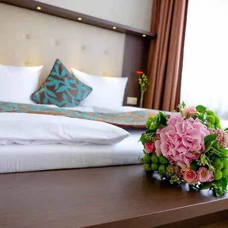 ホテル Energiehotel West